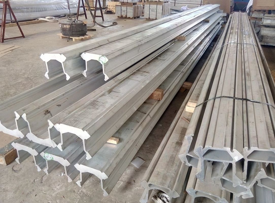 T Şekli 4.2M Alüminyum Ekstrüzyon Profilleri Yüksek Mukavemet 2,71 G / Cc Yoğunluk